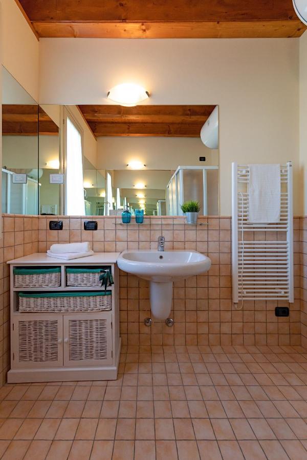 Borgo Del Torchio Apartments By Wonderful Italy Manerba del Garda Buitenkant foto
