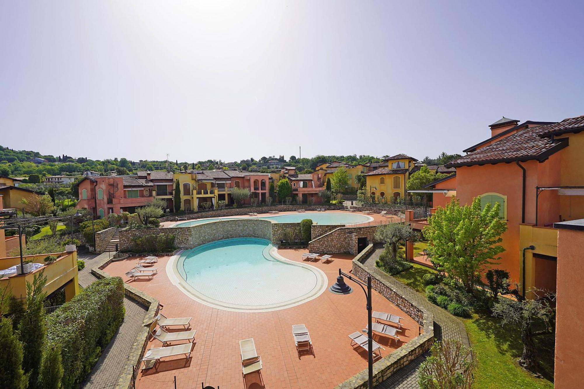 Borgo Del Torchio Apartments By Wonderful Italy Manerba del Garda Buitenkant foto