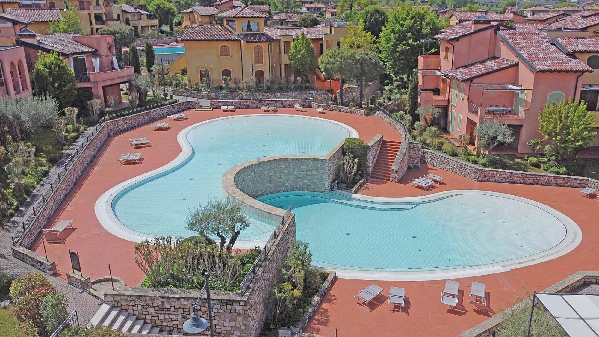 Borgo Del Torchio Apartments By Wonderful Italy Manerba del Garda Buitenkant foto